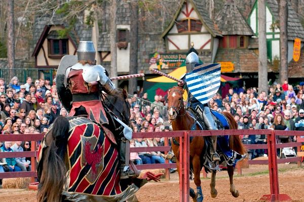 knights jousting