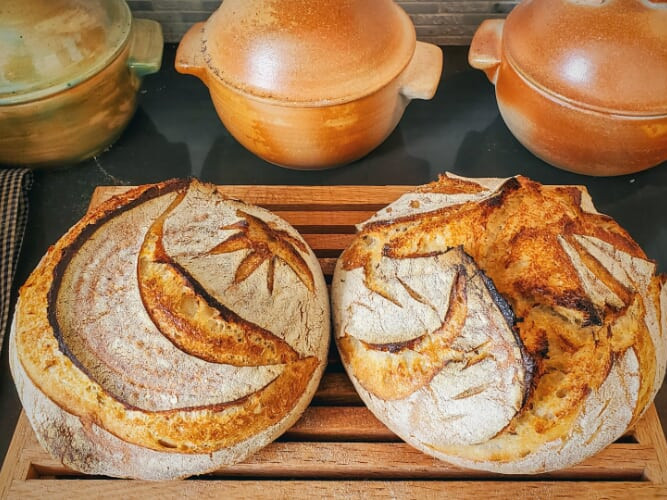 Mooon Bread